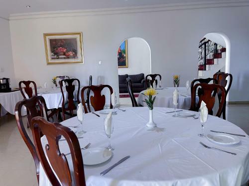 Hostal Neptune Royal Guesthouse