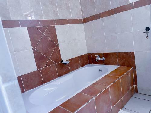 Hostal Neptune Royal Guesthouse