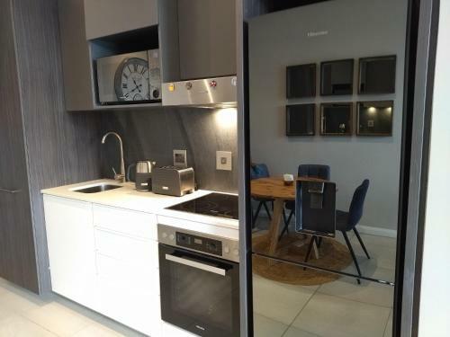 Trilogy Apartment - Sapphire Gold