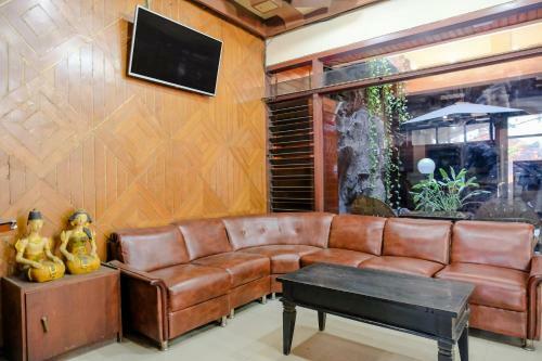 Spot On 1761 Hotel Dirgahayu