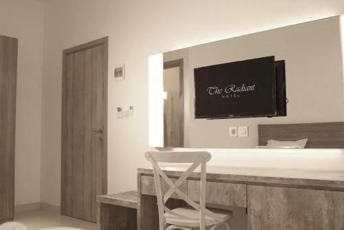 Hotel The Radiant Center