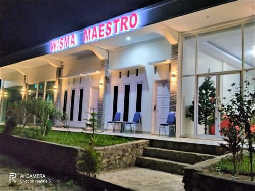 Hotel Wisma Maestro Toraja Redpartner