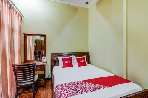 Oyo 91036 Hotel Simpang Lima Gkpri
