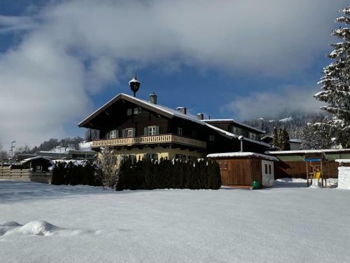 Luxurious Holiday Home In Mittersill With Sauna