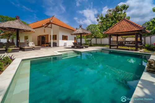 Villa Udara Lovina, Kalibukbuk