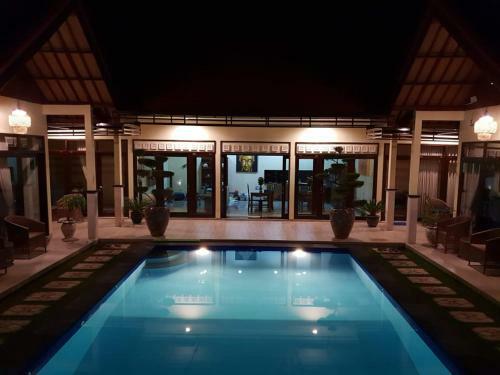 Hotel Mias Jungle House