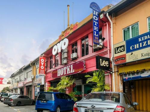 Oyo 850 Gold Star Hotel