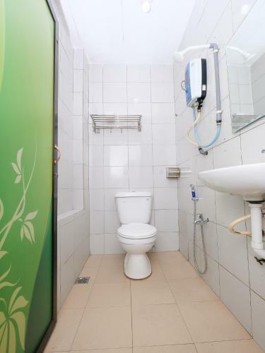 Oyo 850 Gold Star Hotel