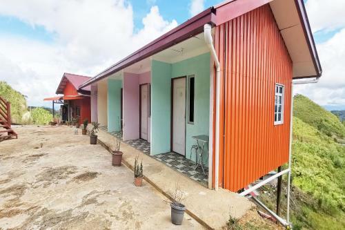 Oyo Home 90339 Sosodikon Inap Desa