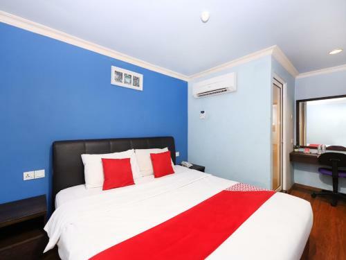 Oyo 496 Hotel De Eco Inn