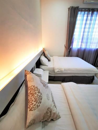 Warni Villa 13 Whole Or Room