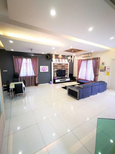 Warni Villa 13 Whole Or Room