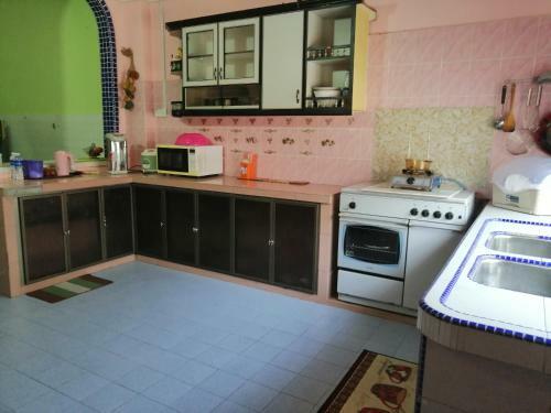 Kluang Barat Homestay