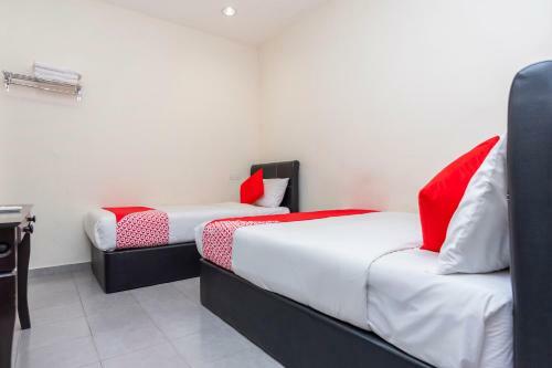 Oyo 756 Muar City Hotel