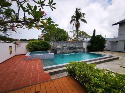 Hostal Secret Garden Warni Villa (muar)