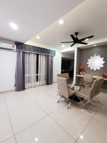 Hostal Secret Garden Warni Villa (muar)