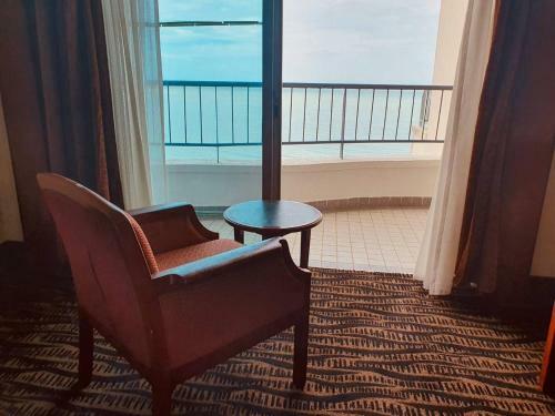 Apartamento Romantic Couple Suite + Beach-front Balcony