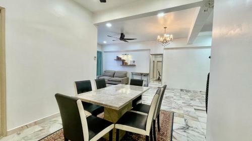 Apartamento Puteh Homestay