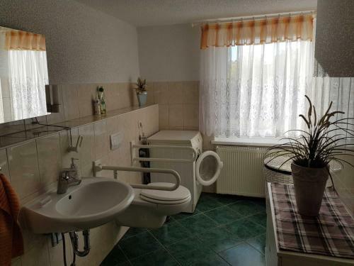 Apartamento Ferienwohnung Am Peenetal