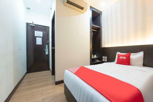 Capital O 90447 Hotel Ezzyhome Kebun Teh