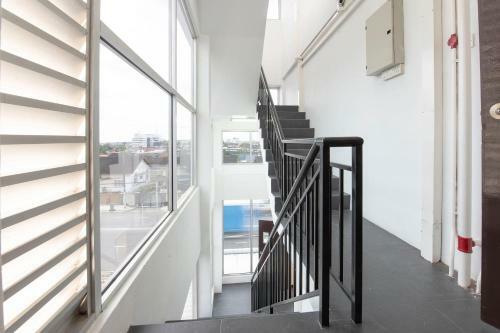 Capital O 90447 Hotel Ezzyhome Kebun Teh