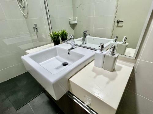 Apartamento Royale Cottage Midvalley Netflix Pools 4 Pax
