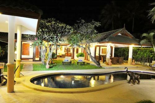 4 Bedroom 5 Palms Villa - 20 Seconds Walk To Beach