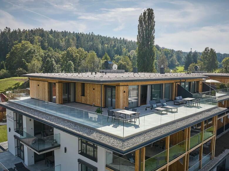 Hotel Lamplhof - Lichtpfad W�rthersee