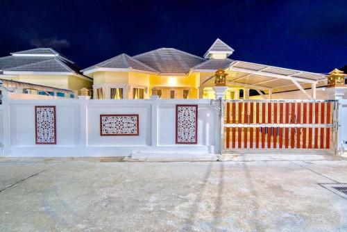 Villa Baan Bussarin Huahin Soi88