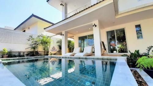 Zerene Garden Pool Villa