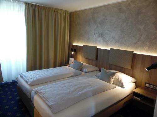 Hostal Hotel Garni Arcis