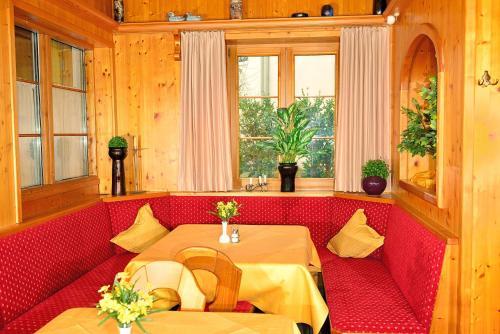 Hostal Hotel Gasthof Stocker