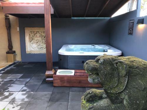 Hostal Bali At The Bay