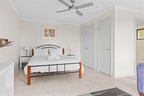 Oceans 19 Views / Spa Bath / Fire Place / Nelson Bay