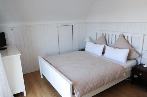 Hostal Minihotel B�chenbronn