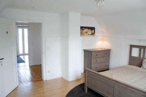 Hostal Minihotel B�chenbronn