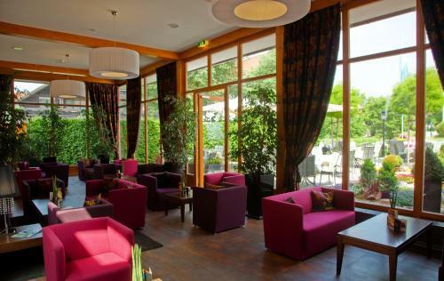 Quellness- Und Golfhotel F�rstenhof