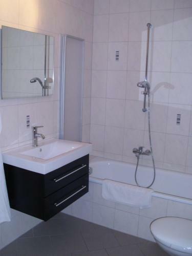 Apartamento Ferienwohnung Am Dorfplatz