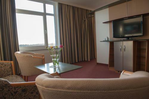 Hotel Etropolis Motorsport Arena