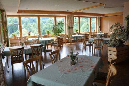 Hotel Landgasthof H�lzle
