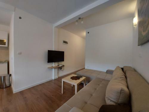 Halcon Apartments