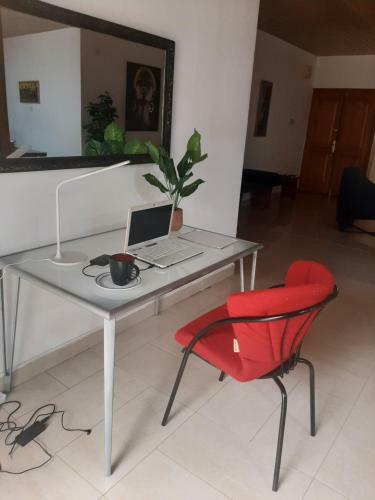 Apartamento Cozy 3 Bedroom Holiday Home