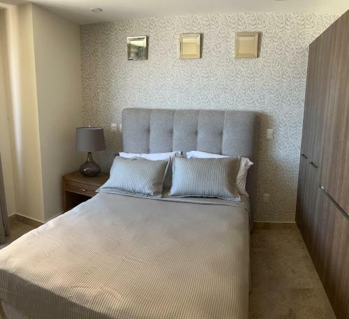 Apartamento Condo On Mazatlan Ocean Front Boardwalk ?malec�n?