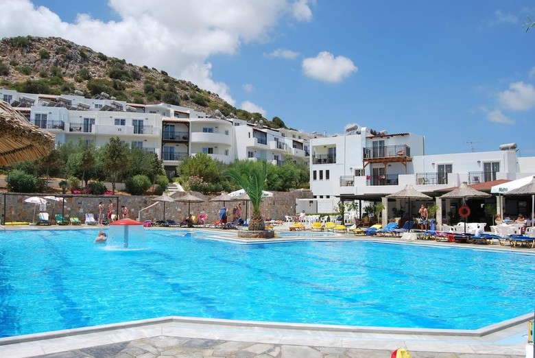 Hotel Semiramis Village