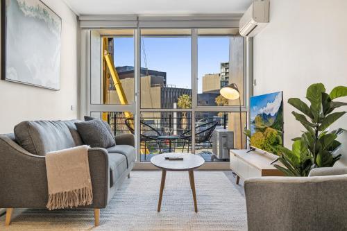 Madecomfy Spacious 2-bed Melbourne City Apartment