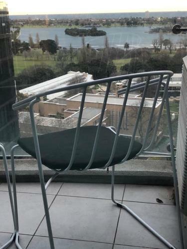 Readyset Apartments At Emerald