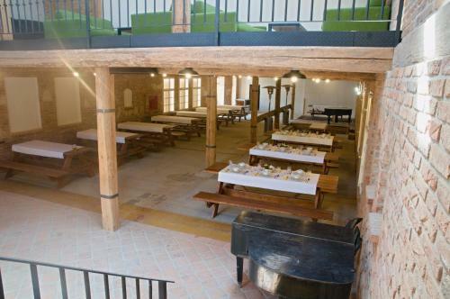 Hostal Penzion St?�brn� Lhota