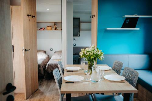 Mobil Home Xxl 4 Chambres / Le Giessen