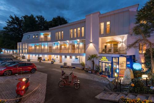 Aparthotel Barry Memle Directly On The Lake
