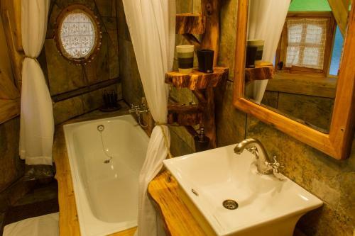 Lodge Caba�as Cascada De Las Animas